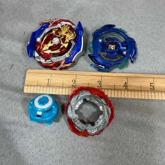 Bey Blades Beyblade Lot Tops Metal Ring Bottom 4 Pieces Total - Picture 8 of 8